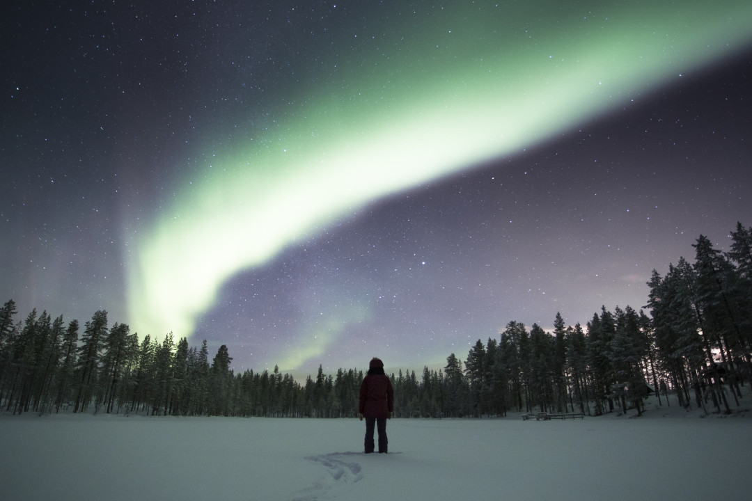 Ahvenlampi_revontulet_luosto