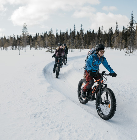 Lapland Safaris fatbike winter.jpg