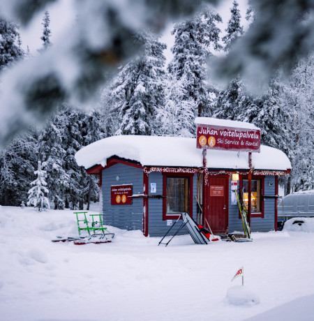 Juhan voitelupalvelu_Luosto cross country skiing 3.jpg