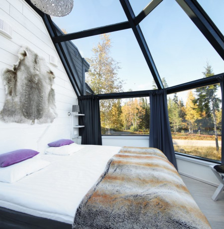 Santas_Hotel_Aurora_Luosto_summer_igloo