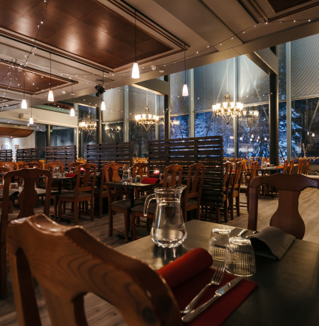 Lapland Hotels Luostotunturi Restaurant Tunturi.jpg
