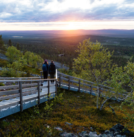 kesä-Ukko-Luostolla_pyhaluosto_flatlight