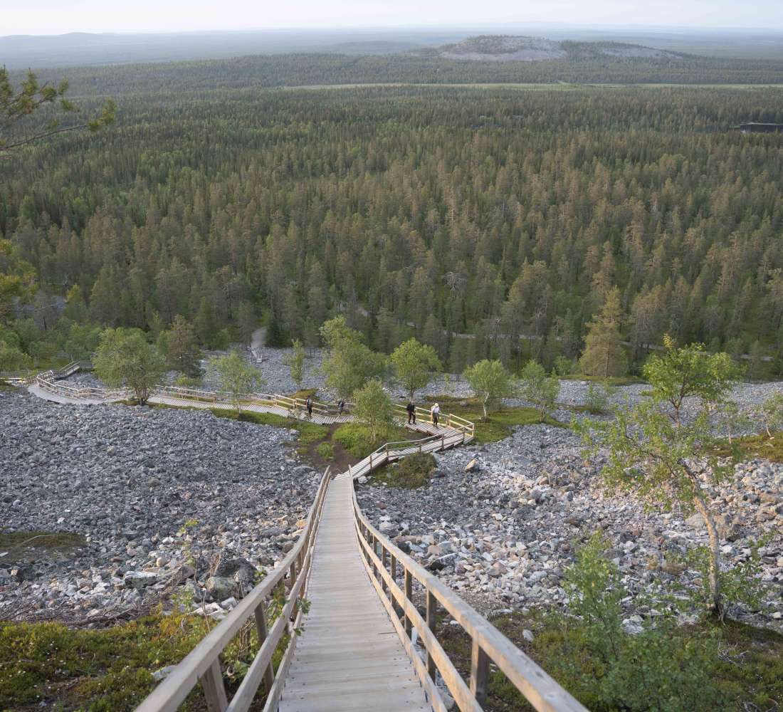 Hiking to Ukko-Luosto