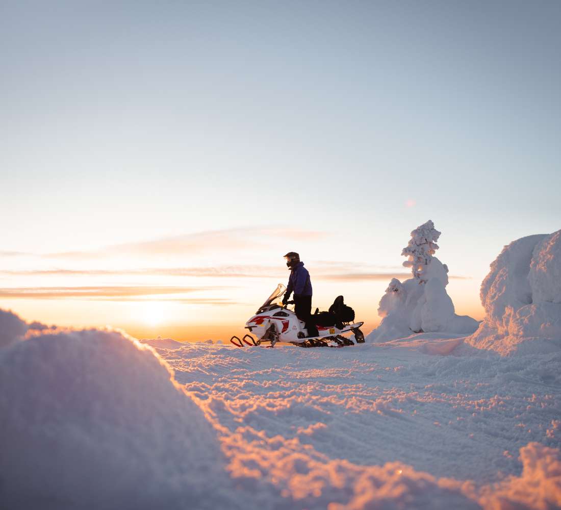 Luosto electric snowmobile1