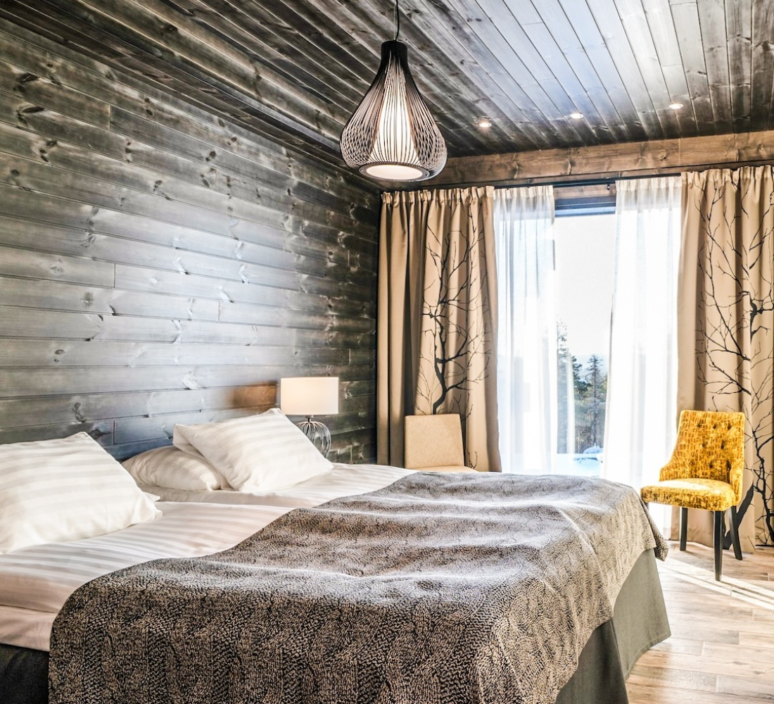 Ski-Inn Kultakero Rakka hotellihuone dynaamiset talvi.png