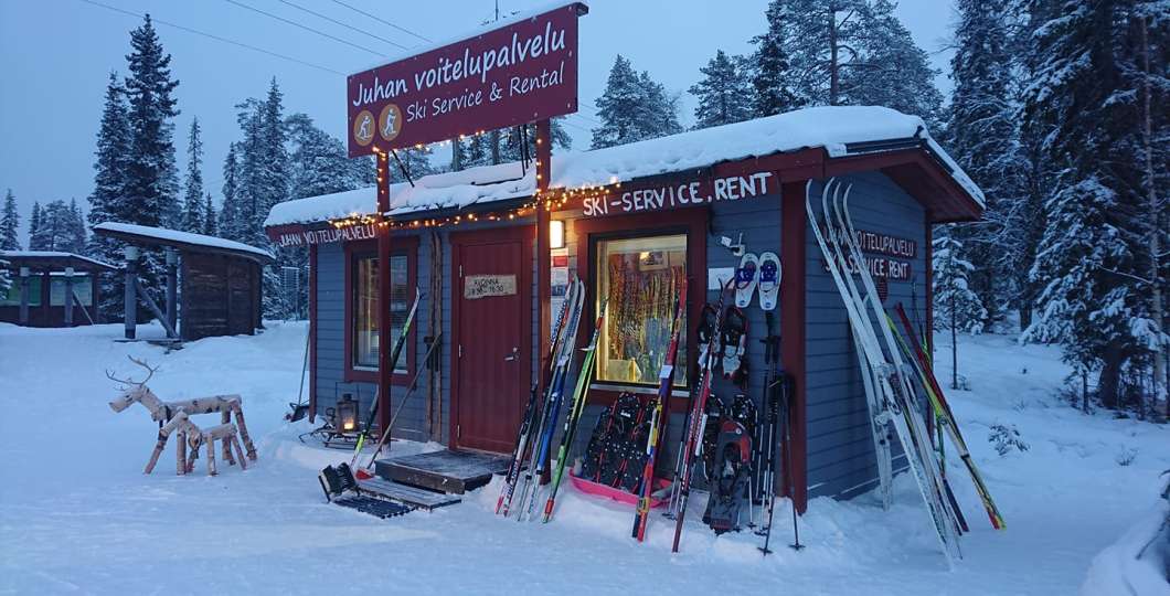 Juhan_Voitelupalvelu_ski_rental