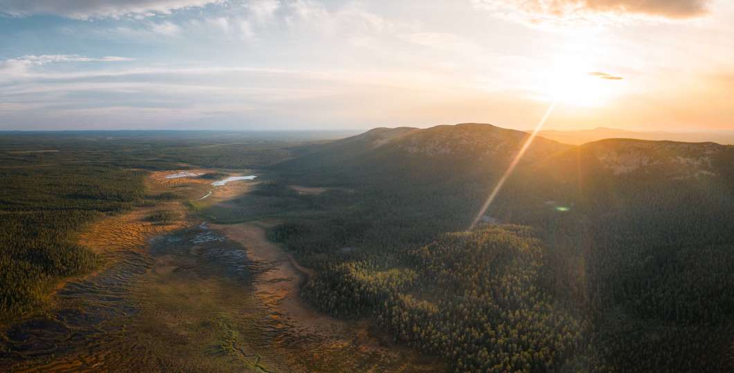 FALKE_Lehrke_Twins_Finnland-in_PyhaLuosto