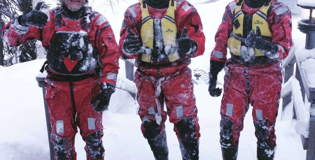 Icefloating_outdoorartisans.jpg