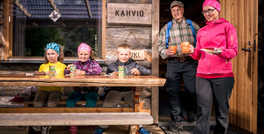 Lampivaara_cafe_summer