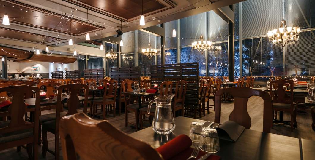 Lapland Hotels Luostotunturi Restaurant Tunturi.jpg